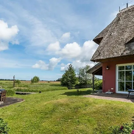 Das Wiesenhaus * Wieck